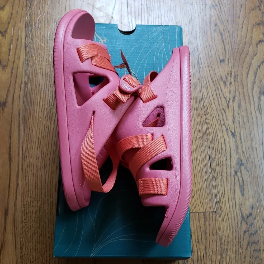 NIB Chaco Chillos Sport Sandal In Rose Pink Kids Size 5